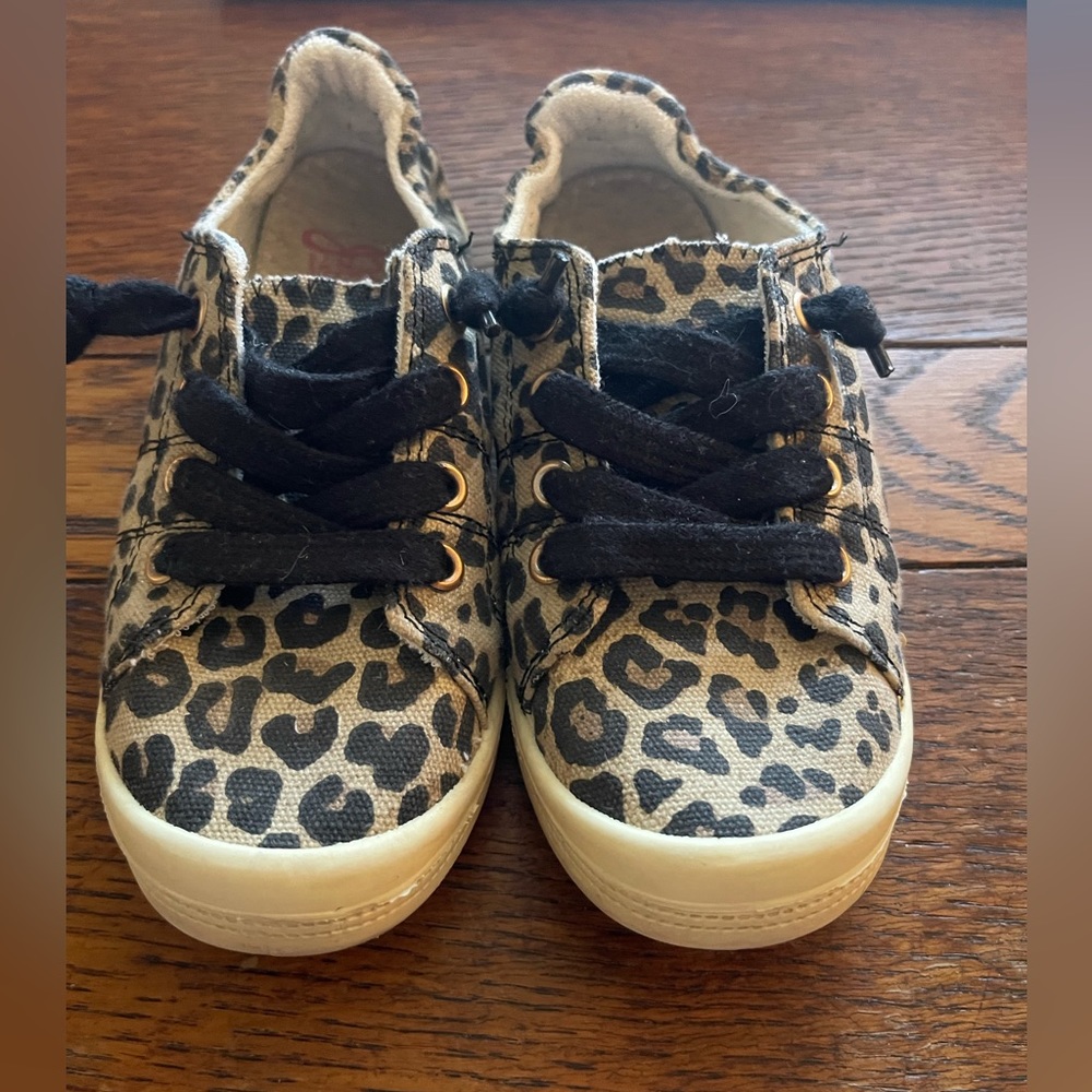 Girls Jelly Pop cheetah shoes
